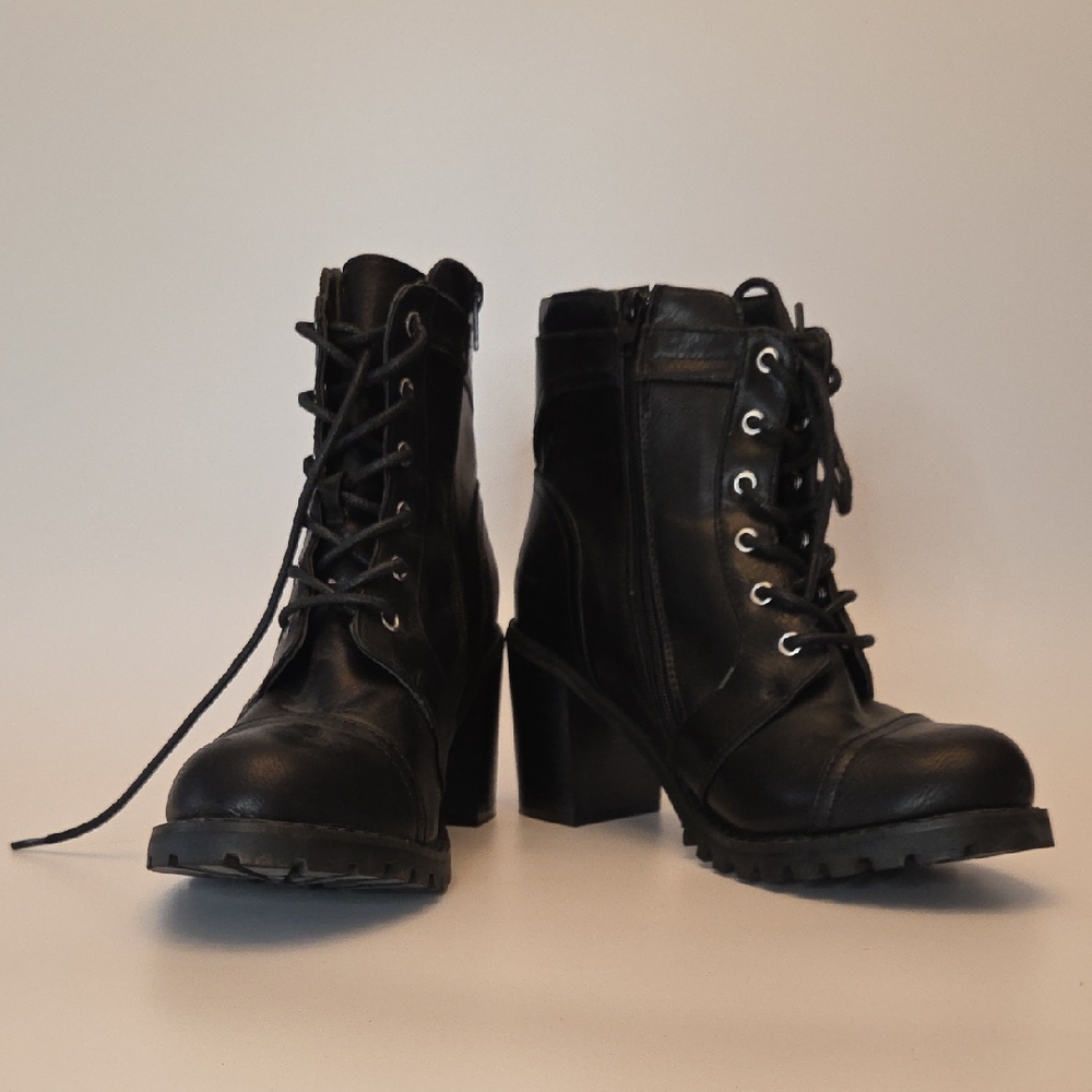 Women's Black Lace-Up Ankle Boots